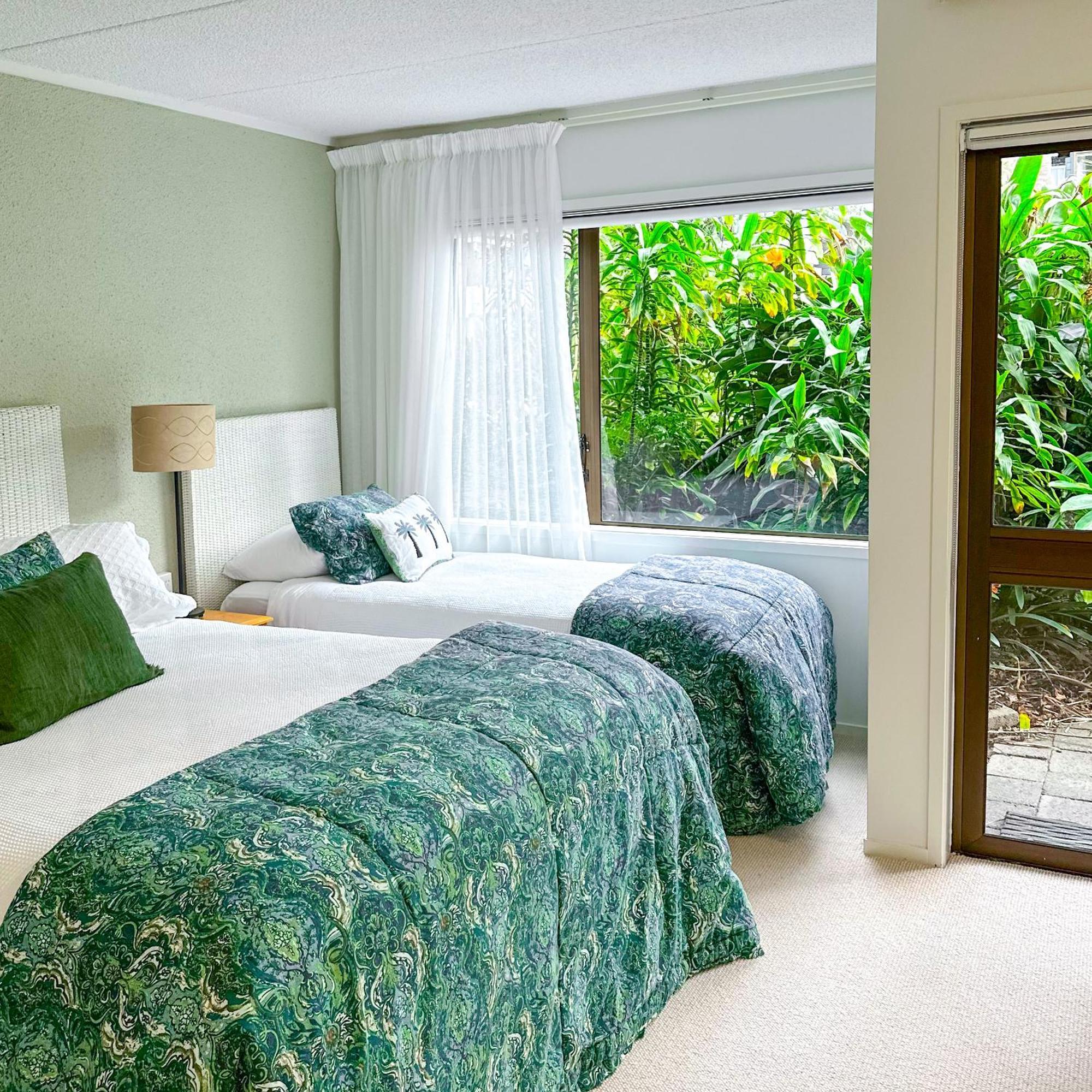 Emerald Inn On Takapuna Beach Окленд Номер фото