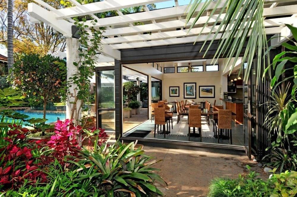 Emerald Inn On Takapuna Beach Окленд Экстерьер фото