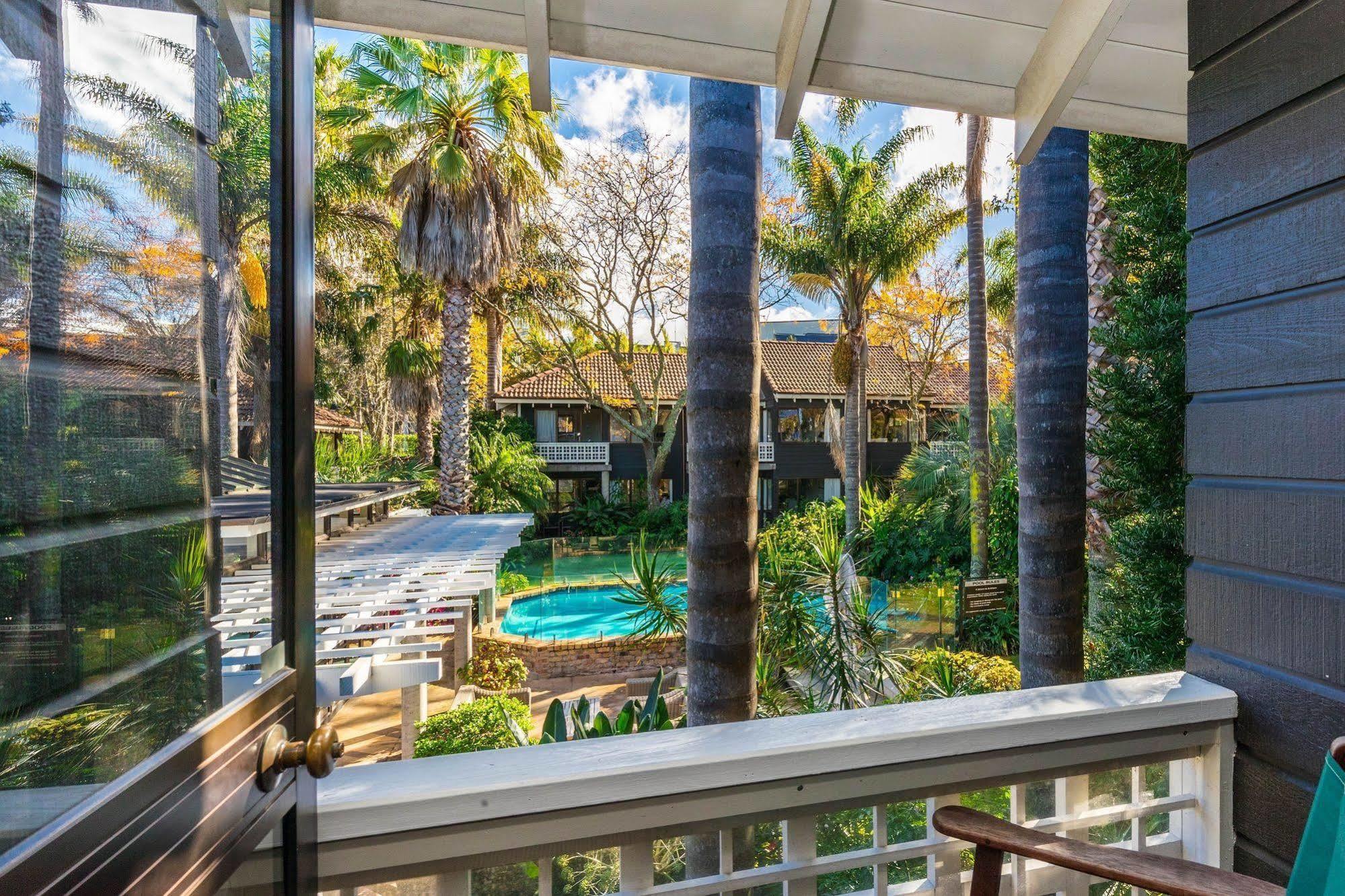 Emerald Inn On Takapuna Beach Окленд Экстерьер фото